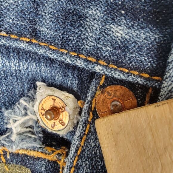 True Religion Jeans Mens Size 39 x 34 Straight Leg Blue Denim M242301H4 - Picture 10 of 16